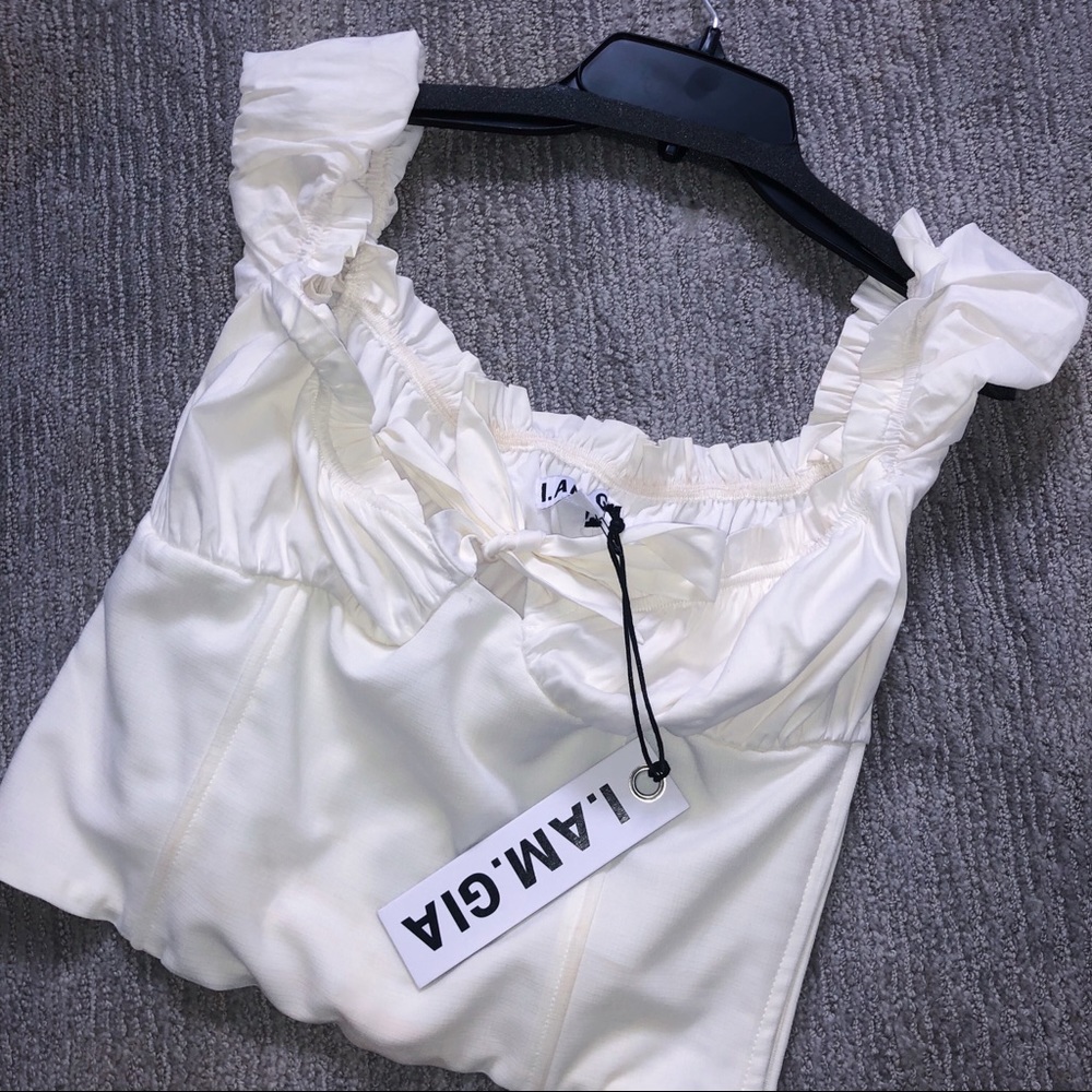 ✨SOLD✨ I AM GIA NAOMI TOP WHITE